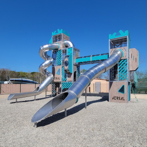 image XXL playground at the Saint-Aygulf campsite