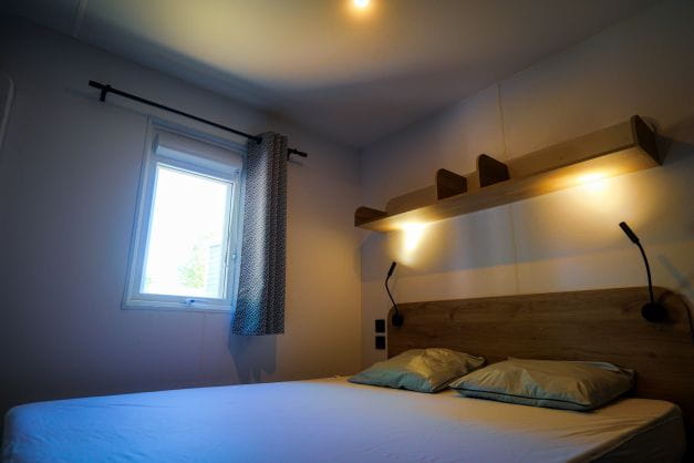 Mobile home for 6 people.