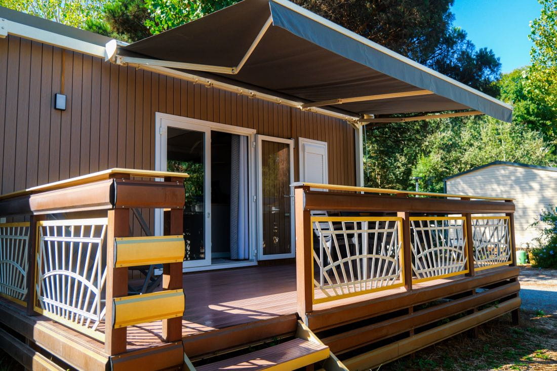 Mobile home for 6 people.